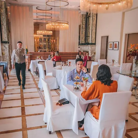 Hotel Esplanade 5*