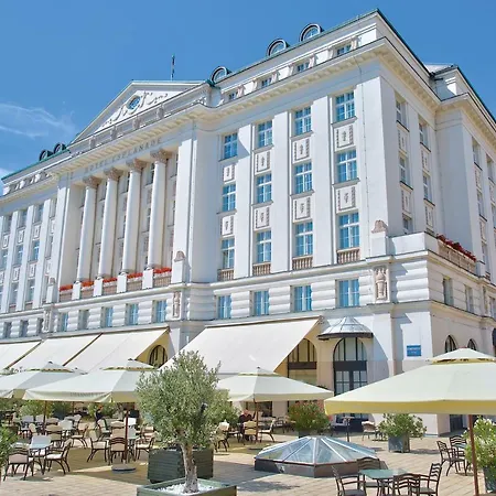 Hotel Esplanade 5*